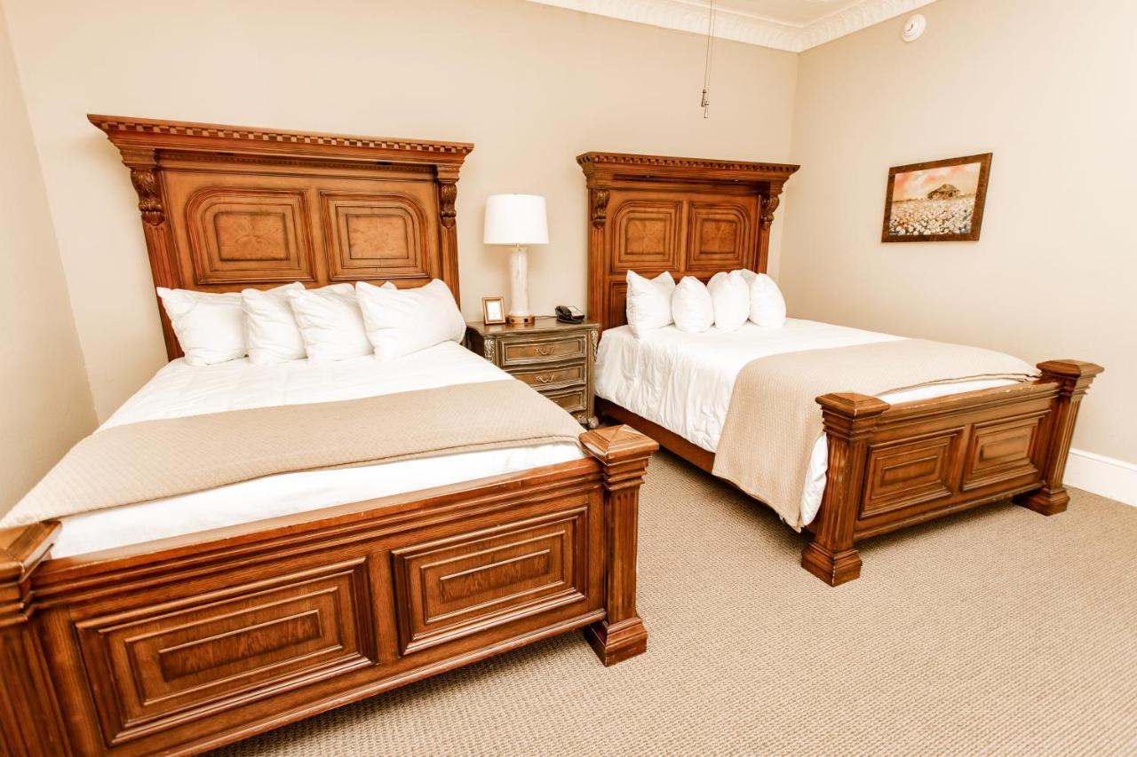 Grand Hotel McKinney Bagian luar foto