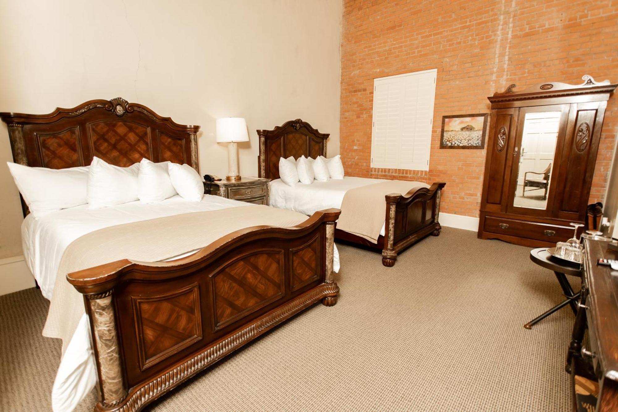 Grand Hotel McKinney Bagian luar foto
