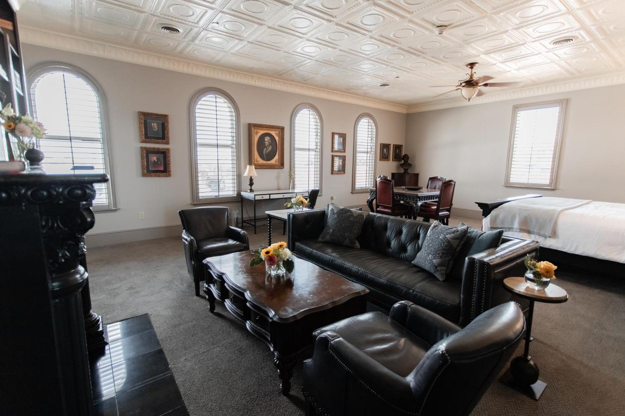 Grand Hotel McKinney Bagian luar foto