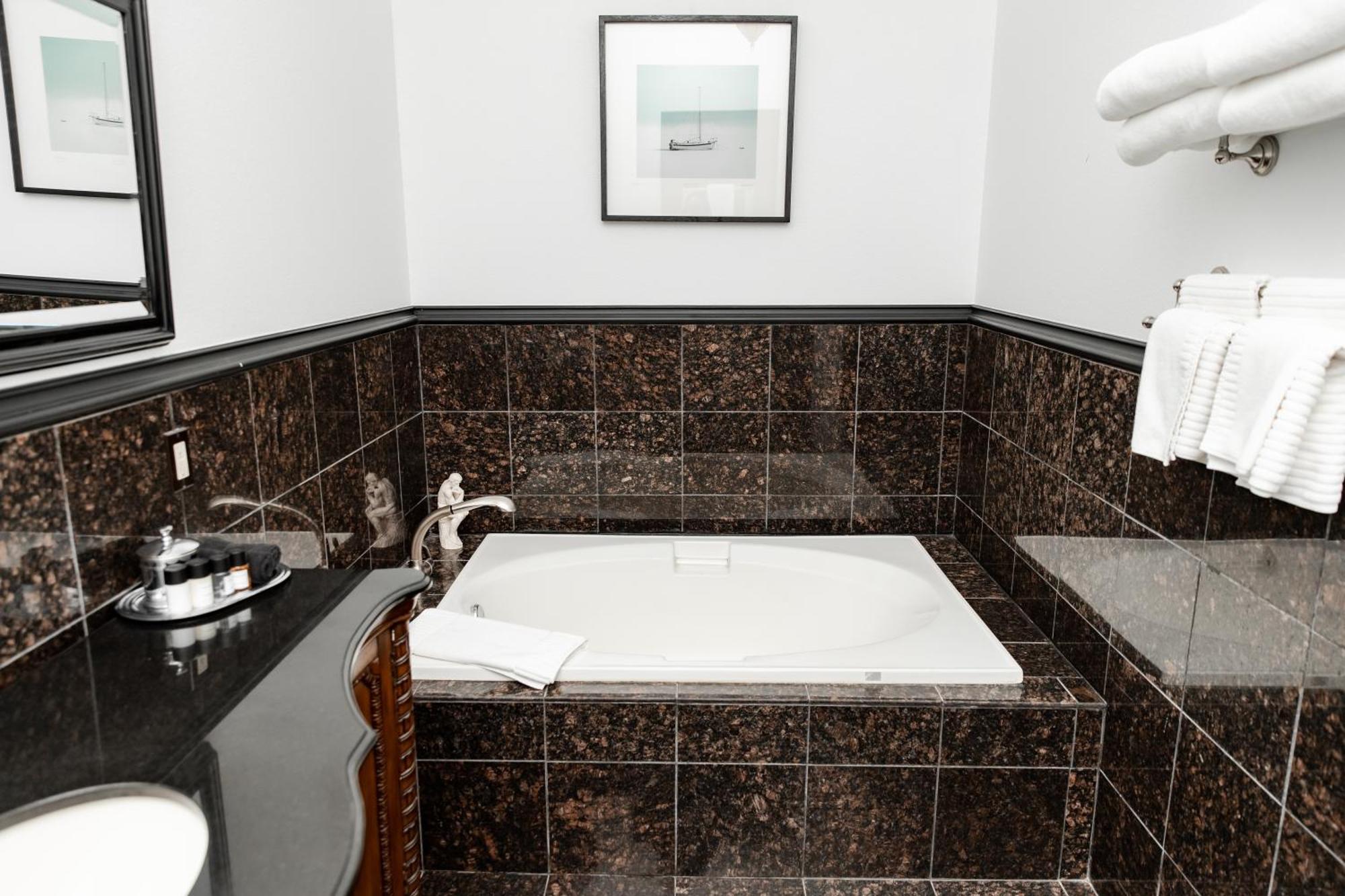 Grand Hotel McKinney Bagian luar foto