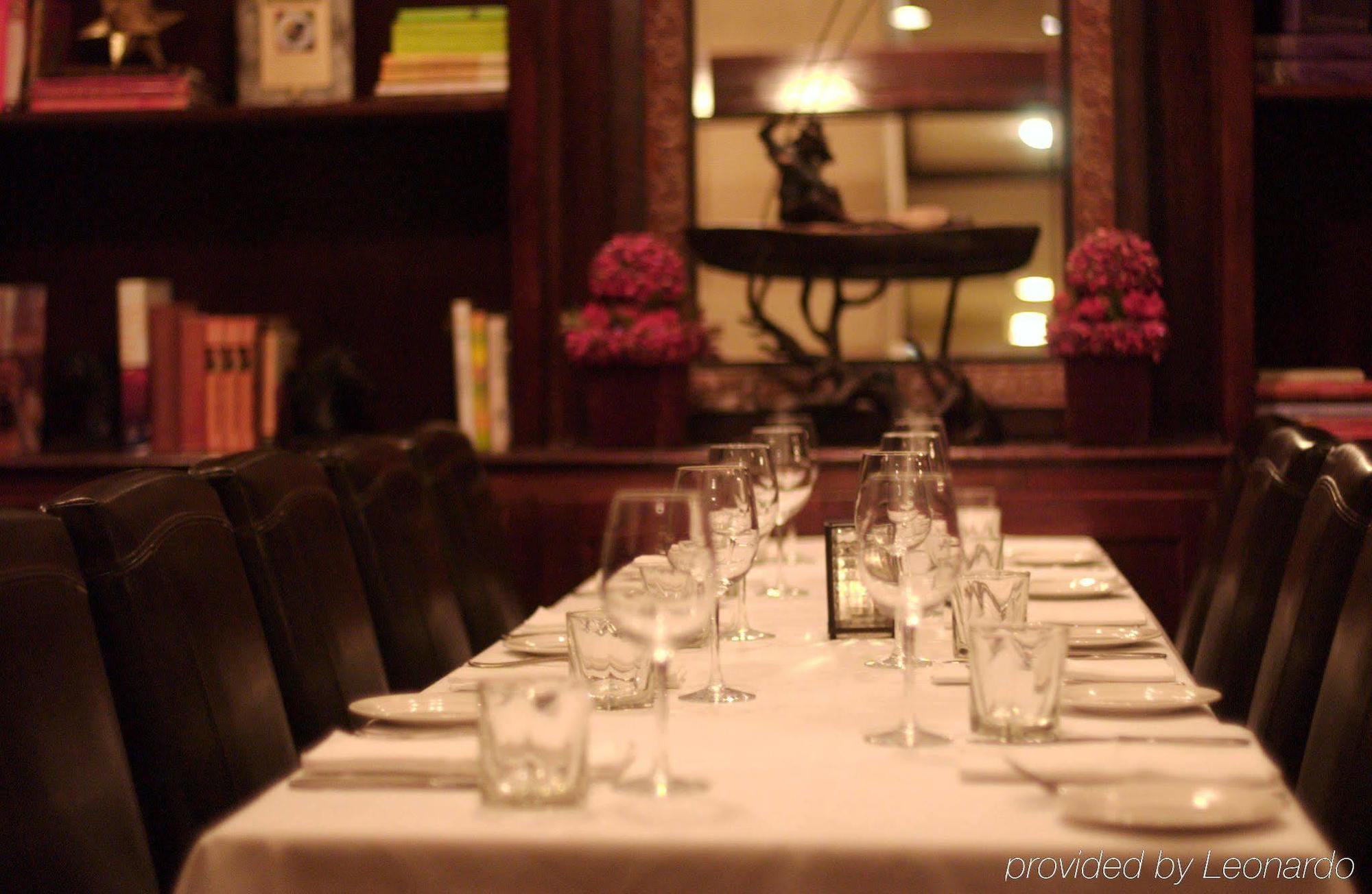 Grand Hotel McKinney Restoran foto